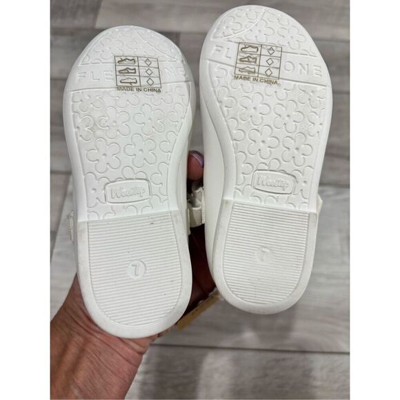 Weestep baby/toddler girls white ballet flats shoes size 7 - Picture 11 of 11